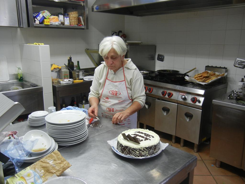 La Colombarola Agriturismo Farneto Eksteriør bilde