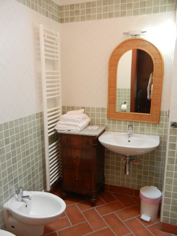 La Colombarola Agriturismo Farneto Eksteriør bilde