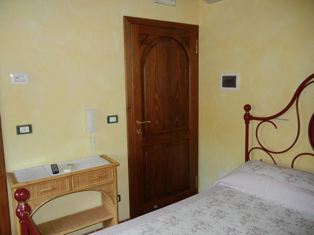 La Colombarola Agriturismo Farneto Eksteriør bilde